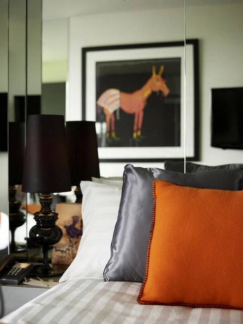 The Cullen Melbourne - Art Series - E Caravan Parks 8