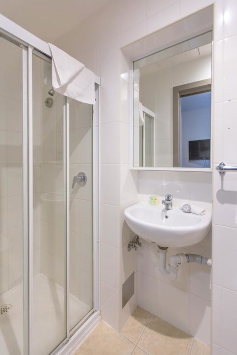 City Square Motel - E Caravan Parks 21