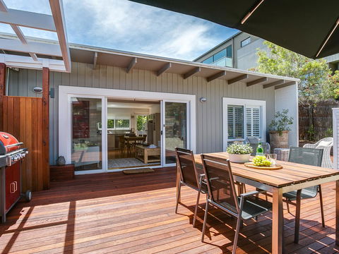 Capella Villa No. 4 - Stunning Luxury Decor Inside And Out - E Caravan Parks 8