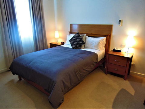 Plough Hotel - E Caravan Parks 6
