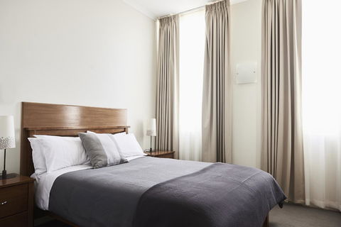 Plough Hotel - E Caravan Parks 1