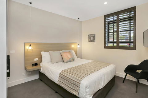 Devlin Apartments - E Caravan Parks 3