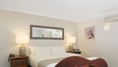 Quality Inn & Suites The Menzies - E Caravan Parks 34