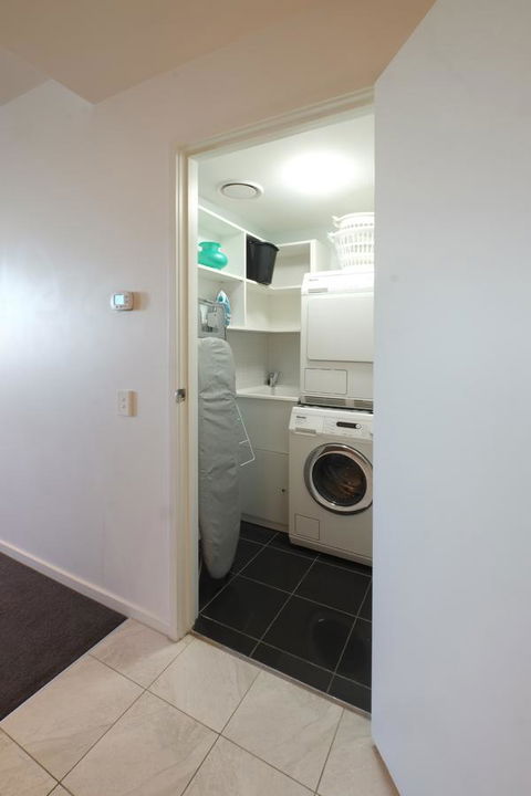 ACD Apartments - E Caravan Parks 14