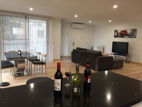 Apartments In Phillip Island Towers - Block C - E Caravan Parks 41