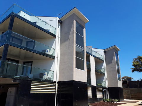 Apartments In Phillip Island Towers - Block C - E Caravan Parks 32