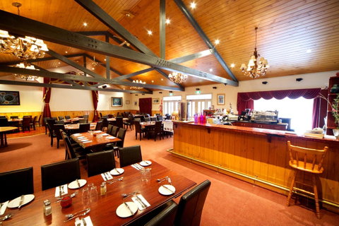 Sanctuary House Resort Motel - E Caravan Parks 2