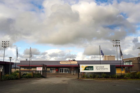 Quest Shepparton - E Caravan Parks 13