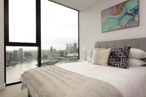 Melbourne Private Apartments - Collins Wharf Waterfront, Docklands - E Caravan Parks 23