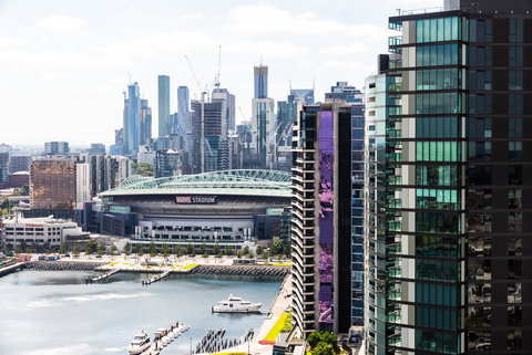 Melbourne Private Apartments - Collins Wharf Waterfront, Docklands - E Caravan Parks 3