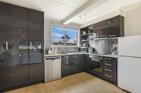 Portland Bay Apartments - E Caravan Parks 30