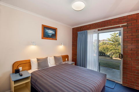 Torquay Tropicana Motel - E Caravan Parks 3