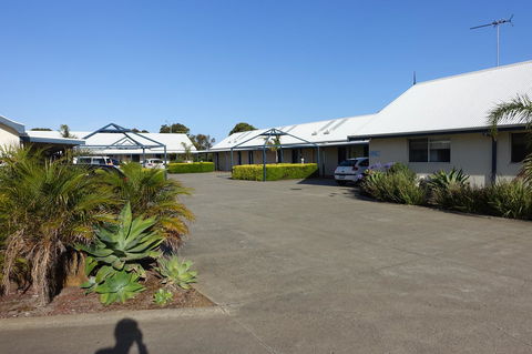 Torquay Tropicana Motel - E Caravan Parks 10