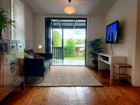 Cinta Cottage - E Caravan Parks 6