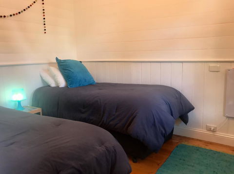 Cinta Cottage - E Caravan Parks 14