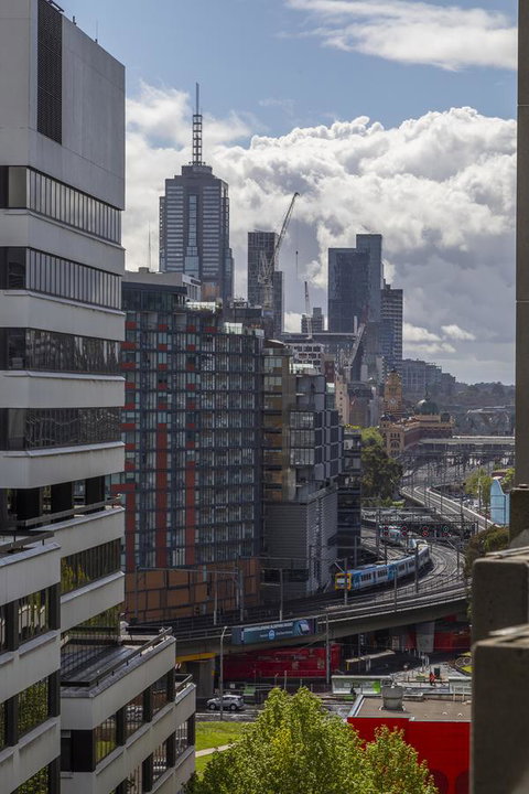 Signature Waterfront Apartments - E Caravan Parks 33