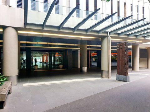 Signature Waterfront Apartments - E Caravan Parks 37