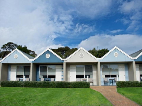 Sorrento Beach Motel - E Caravan Parks 12