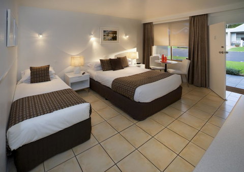 Sorrento Beach Motel - E Caravan Parks 16