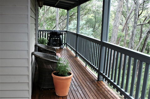 Tangenong Cottages - E Caravan Parks 18