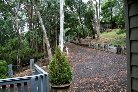 Tangenong Cottages - E Caravan Parks 19