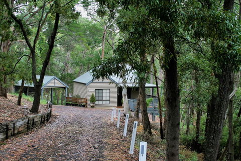 Tangenong Cottages - E Caravan Parks 16