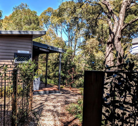 Tangenong Cottages - E Caravan Parks 1