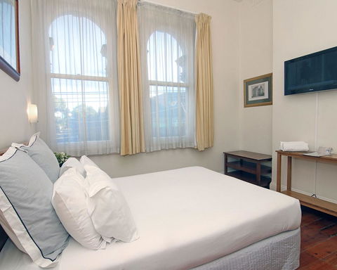 Hotel Claremont Guest House - E Caravan Parks 8