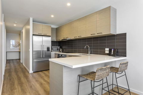 Blairgowrie Apartment 1 - On The Beach - E Caravan Parks 2