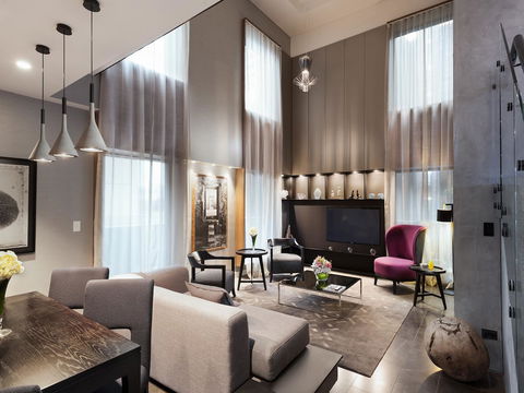 Stamford Plaza Melbourne - E Caravan Parks 15