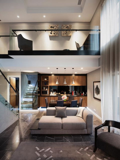 Stamford Plaza Melbourne - E Caravan Parks 36