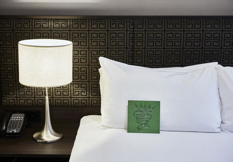 Stamford Plaza Melbourne - E Caravan Parks 23