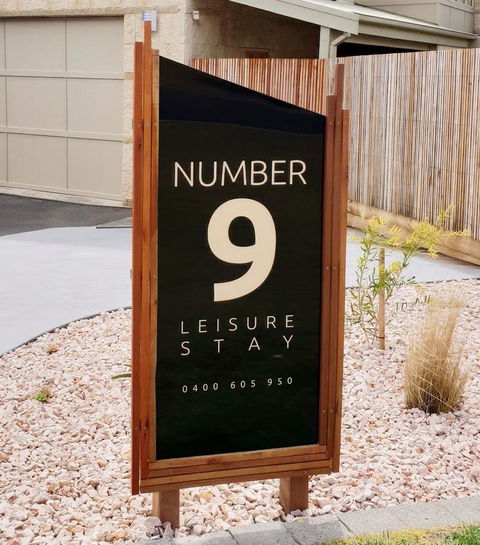 Number 9 Leisure Stay - E Caravan Parks 2
