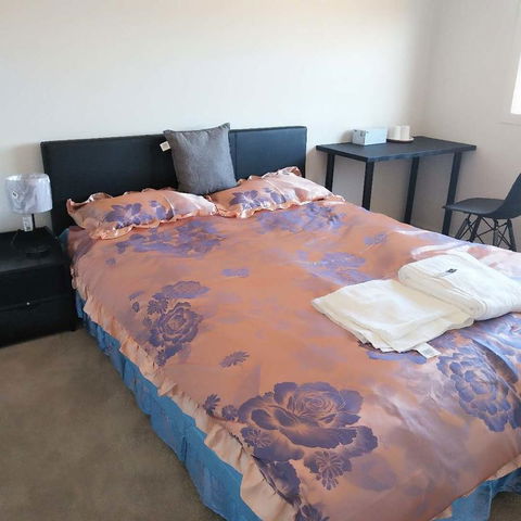 Melbourne Guest House - E Caravan Parks 16