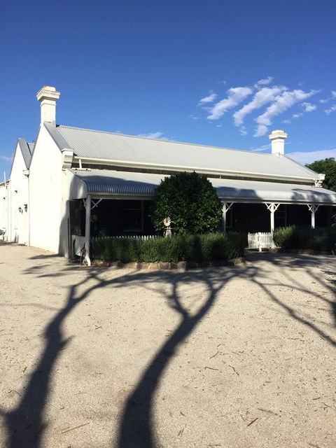 Little River Bed And Breakfast - E Caravan Parks 4