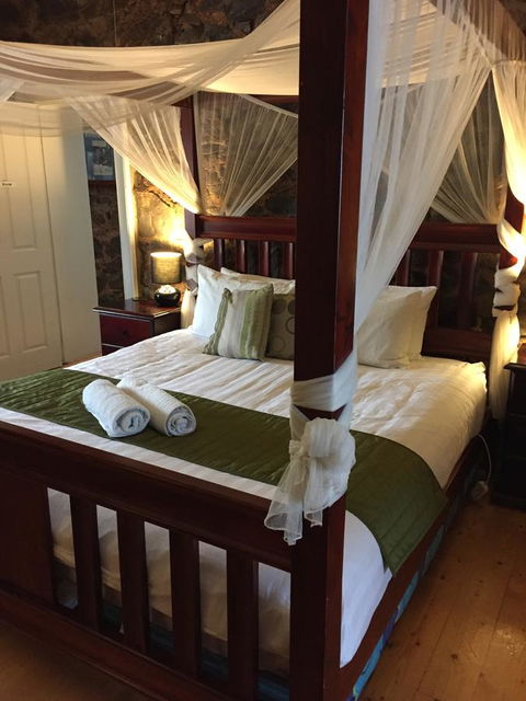 Little River Bed And Breakfast - E Caravan Parks 9