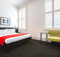 Middle Park Hotel - E Caravan Parks