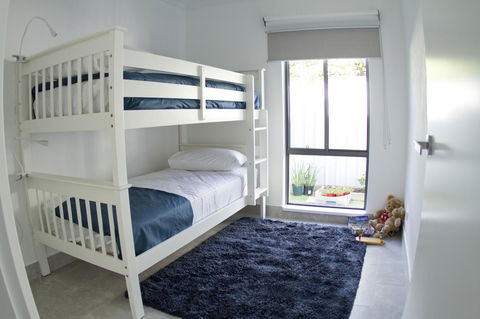 16 King Street - E Caravan Parks 3