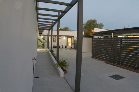 16 King Street - E Caravan Parks 0