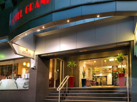 Hotel Grand Chancellor Melbourne - E Caravan Parks 2