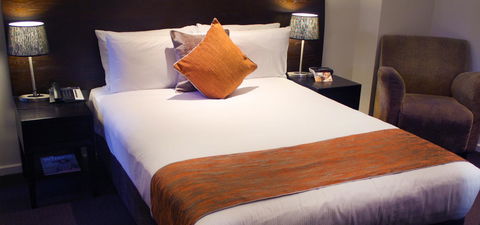 Hotel Grand Chancellor Melbourne - E Caravan Parks 12