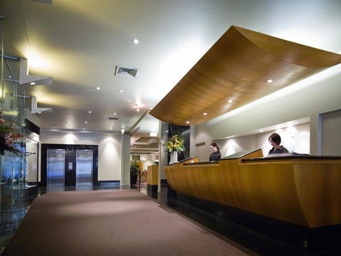 Hotel Grand Chancellor Melbourne - E Caravan Parks 3