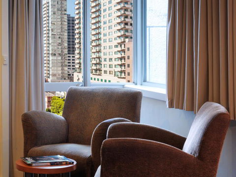 Hotel Grand Chancellor Melbourne - E Caravan Parks 22