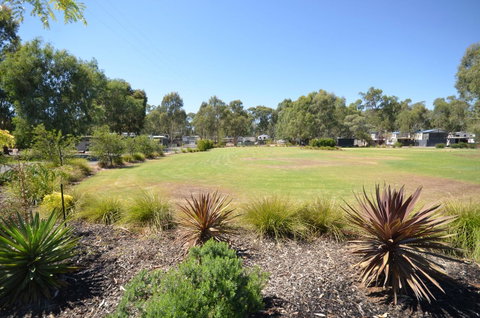 Tasman Holiday Parks - Merool On The Murray - E Caravan Parks 5