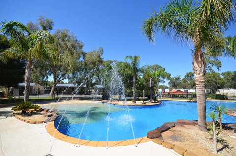 Tasman Holiday Parks - Merool On The Murray - E Caravan Parks 9
