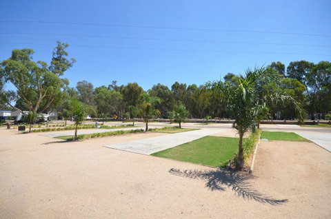Tasman Holiday Parks - Merool On The Murray - E Caravan Parks 8