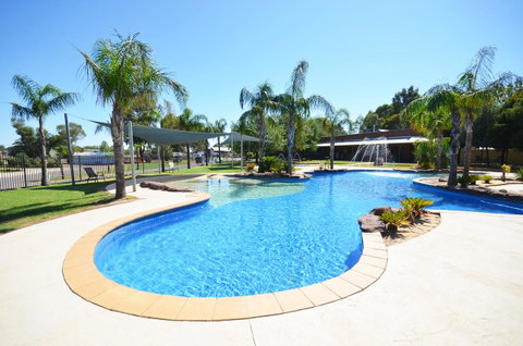 Tasman Holiday Parks - Merool On The Murray - E Caravan Parks 40