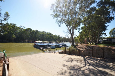Tasman Holiday Parks - Merool On The Murray - E Caravan Parks 3