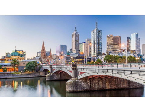 Boutique Apartment In Quiet, Sought-after Suburb - E Caravan Parks 16