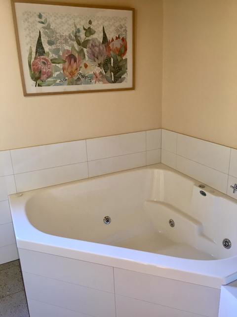 Kangurra Holiday House - E Caravan Parks 1